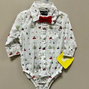 Buttons & Thread Sz 3-6 Months Onesie Red Green & White Christmas Bow Tie NWT